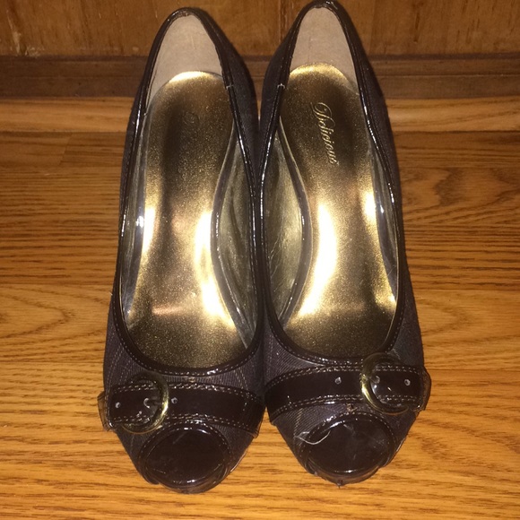 ✨3/$12✨ - Picture 2 of 6